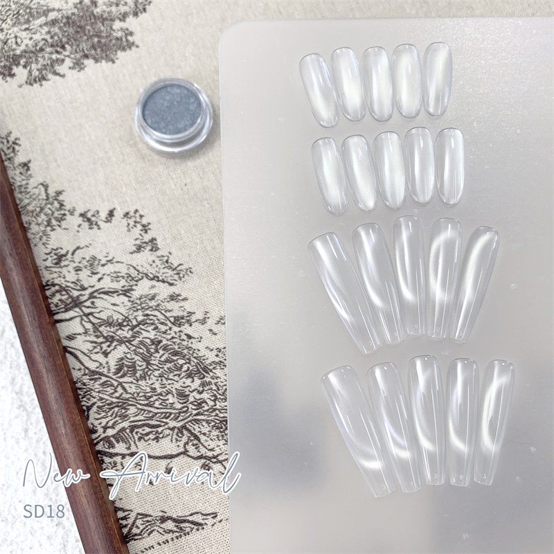 HNDO New Silver White 3D Cat E - Dip Powder Nail 评论和价格