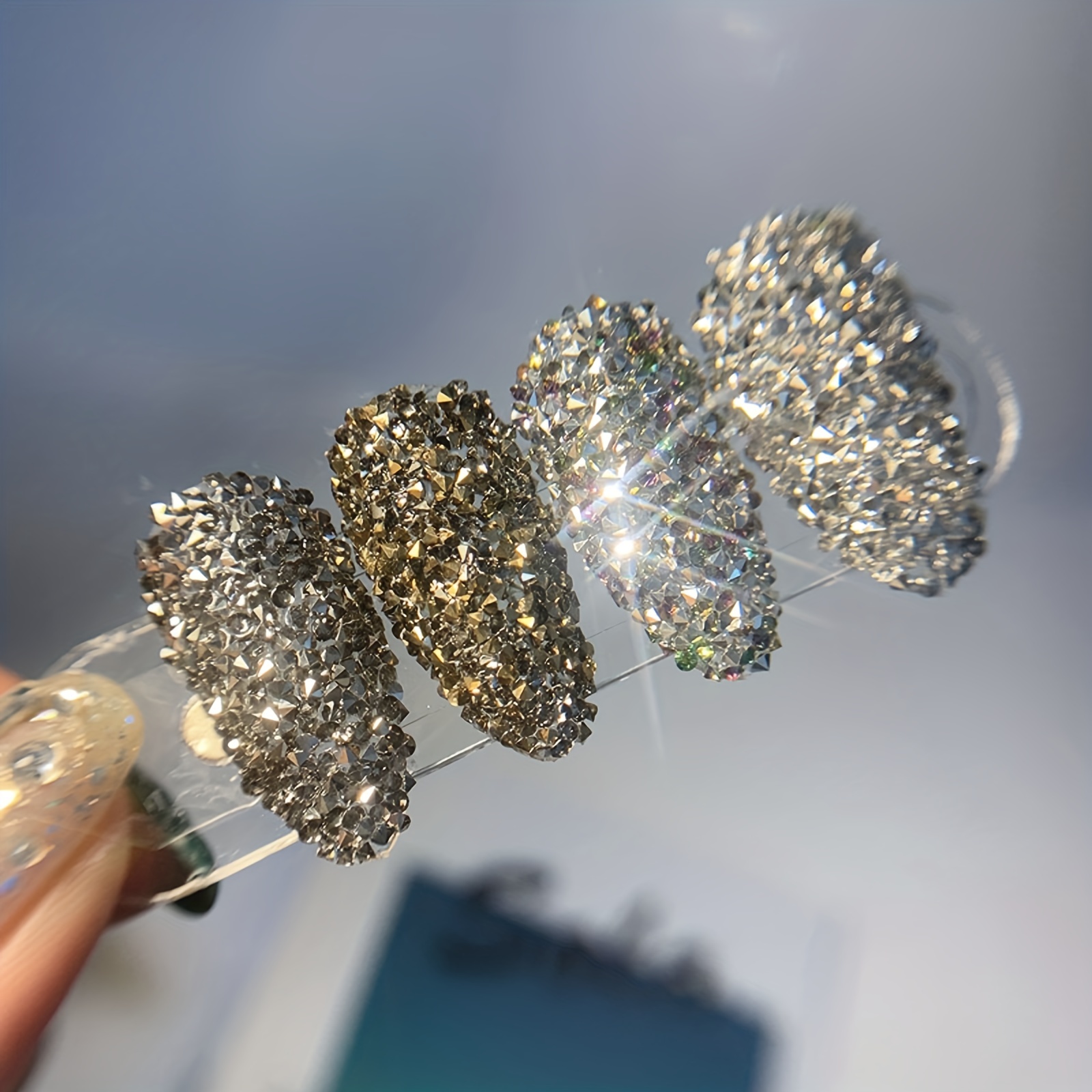 Glitter Caviar Nails Rhineston - Nail Art Xmas 评论和价格